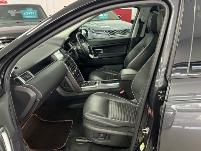 2025 Land Rover Discovery Sport