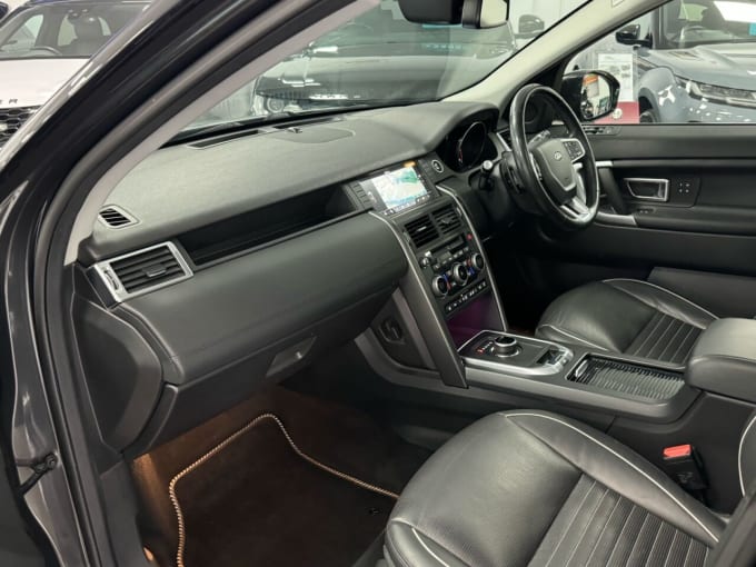 2025 Land Rover Discovery Sport