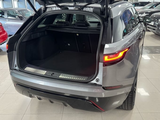 2025 Land Rover Range Rover Velar