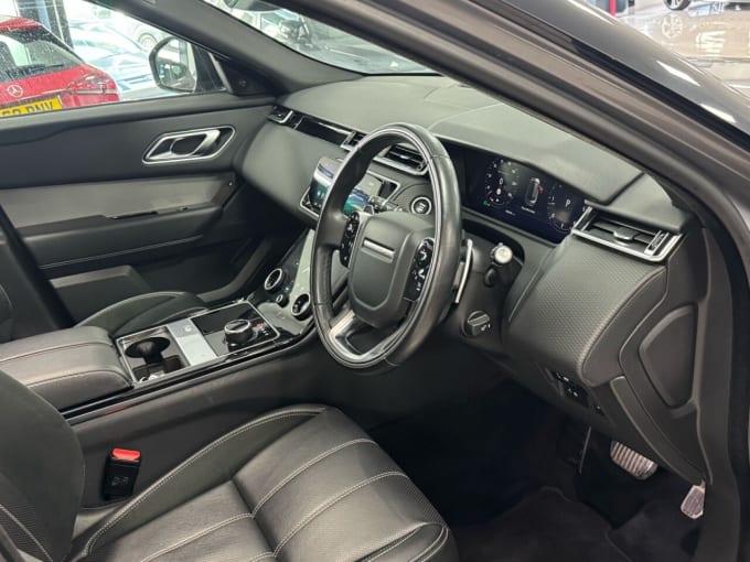 2025 Land Rover Range Rover Velar