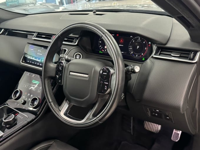 2025 Land Rover Range Rover Velar