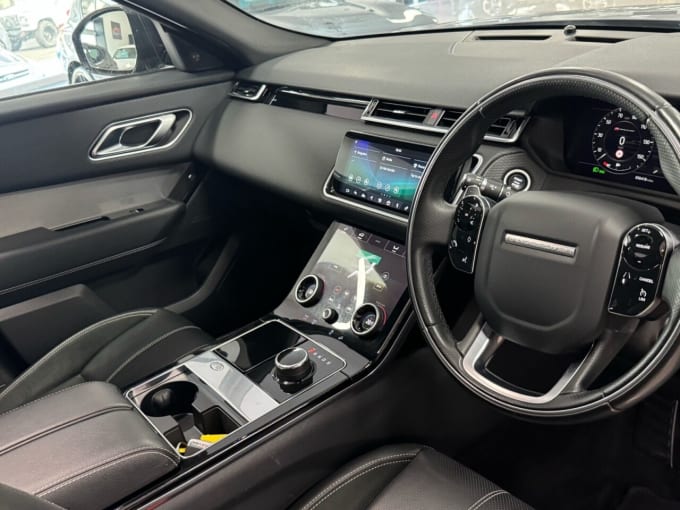 2025 Land Rover Range Rover Velar