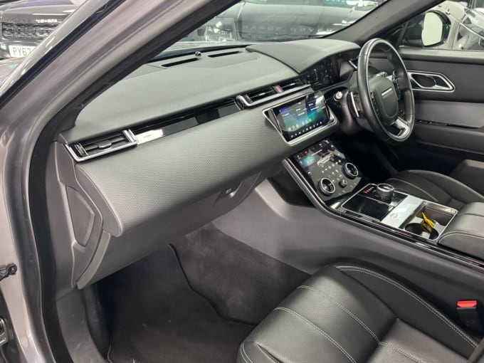 2025 Land Rover Range Rover Velar