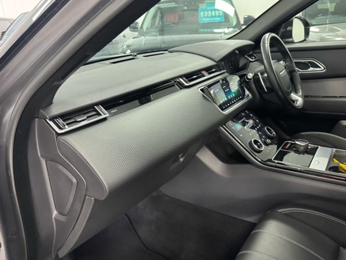 2025 Land Rover Range Rover Velar