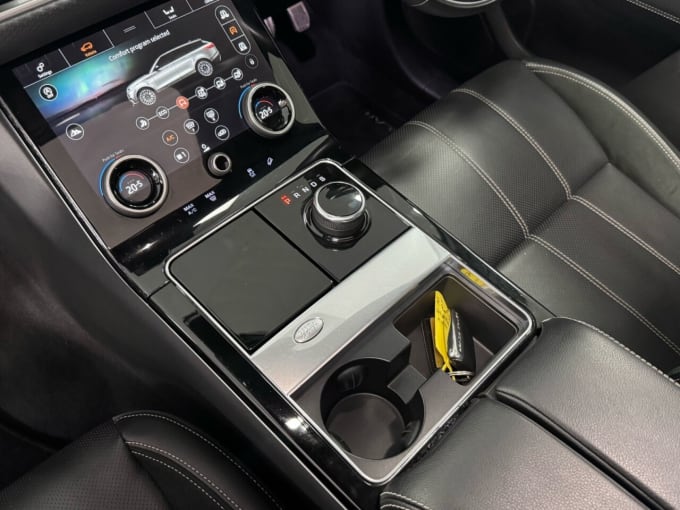 2025 Land Rover Range Rover Velar