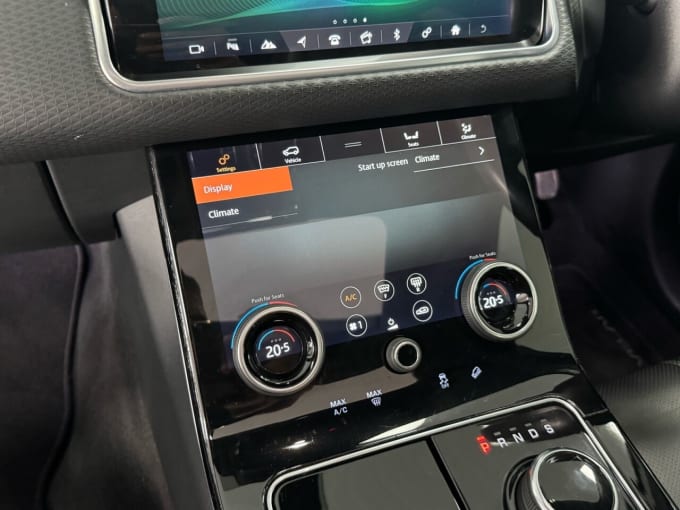 2025 Land Rover Range Rover Velar