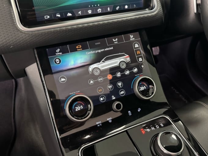 2025 Land Rover Range Rover Velar