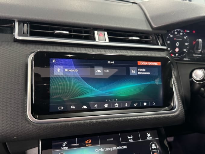 2025 Land Rover Range Rover Velar