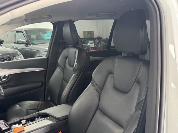 2025 Volvo Xc90