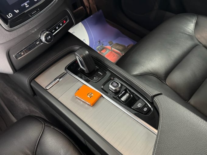 2025 Volvo Xc90