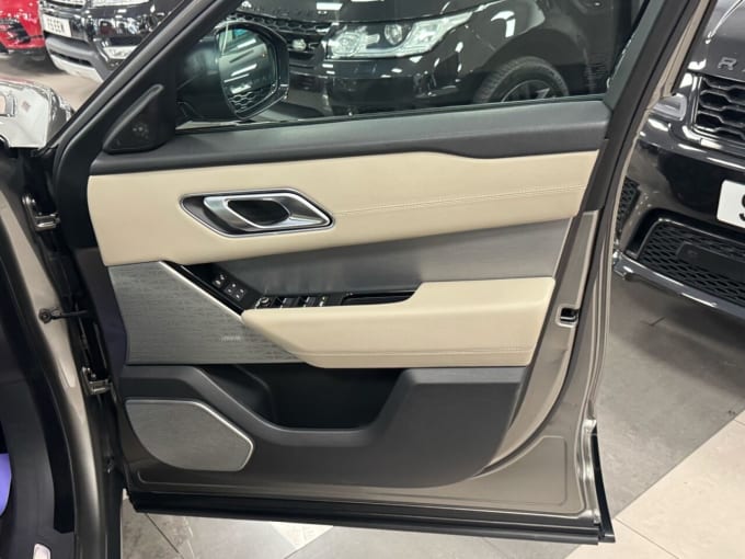 2025 Land Rover Range Rover Velar