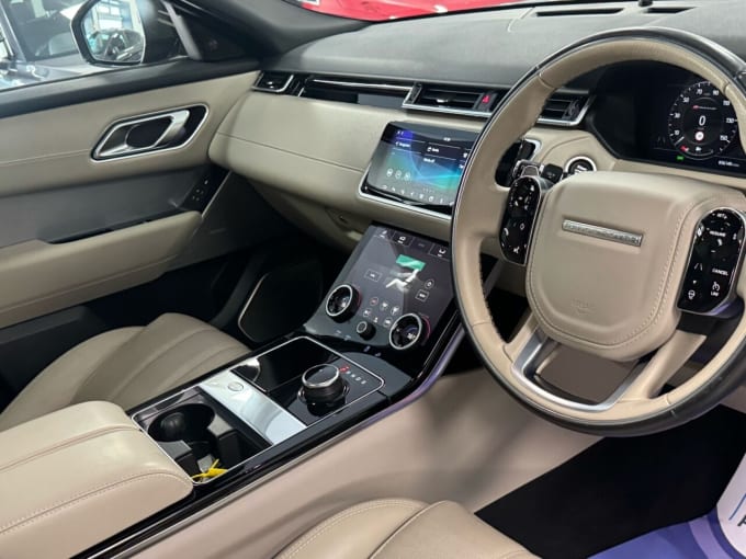 2025 Land Rover Range Rover Velar