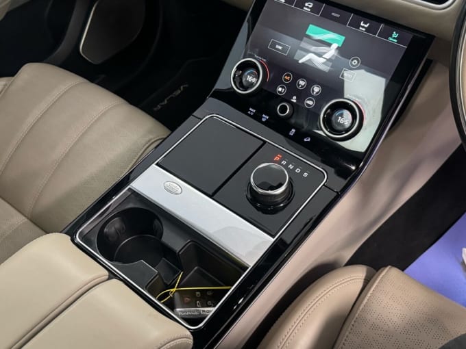 2025 Land Rover Range Rover Velar