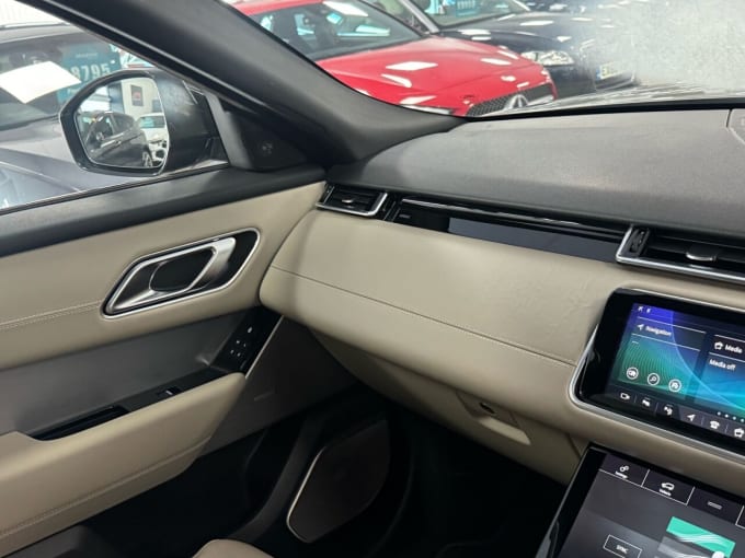 2025 Land Rover Range Rover Velar