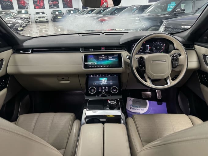 2025 Land Rover Range Rover Velar