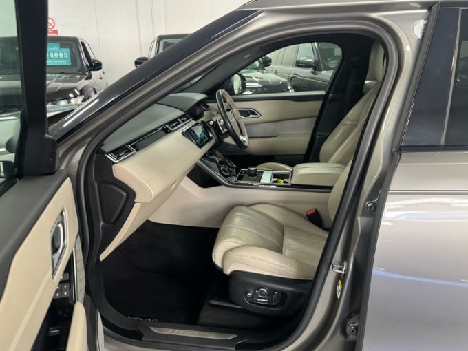 2025 Land Rover Range Rover Velar