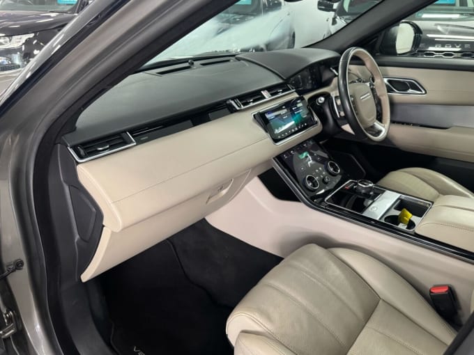 2025 Land Rover Range Rover Velar