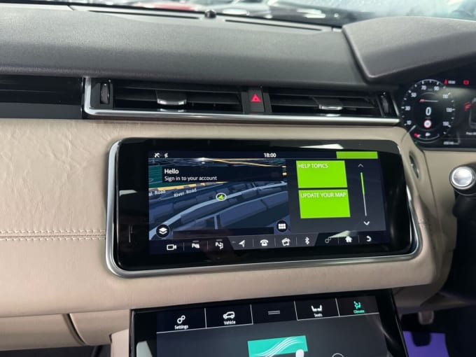 2025 Land Rover Range Rover Velar