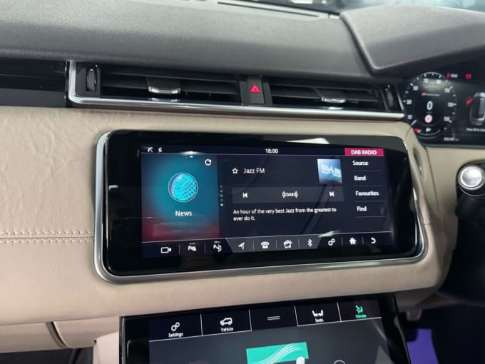 2025 Land Rover Range Rover Velar