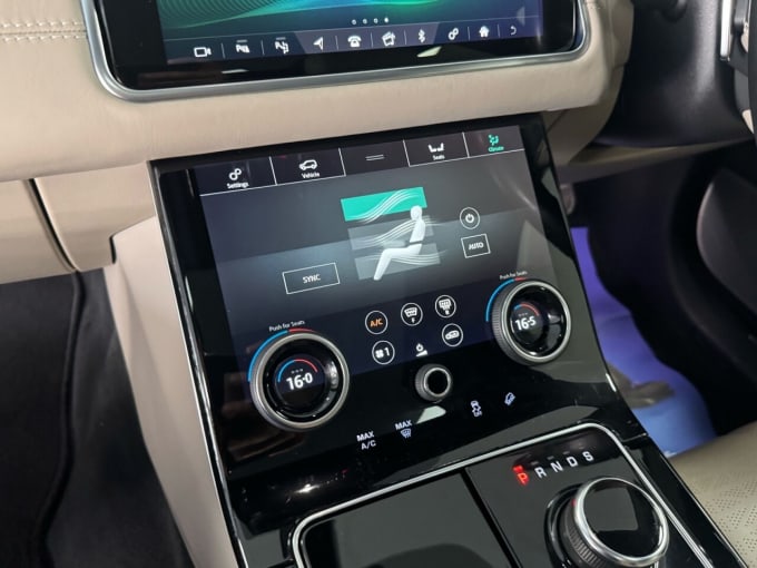 2025 Land Rover Range Rover Velar