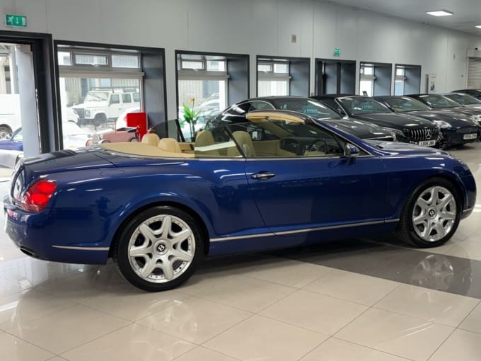 2025 Bentley Continental