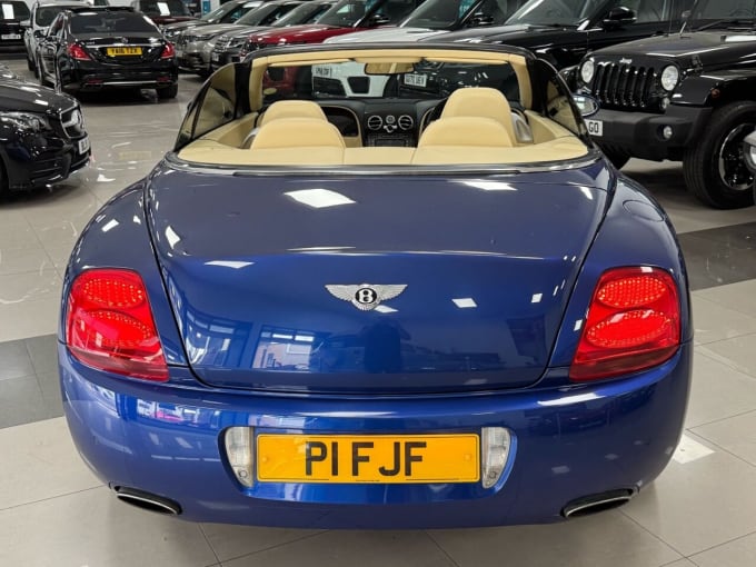 2025 Bentley Continental