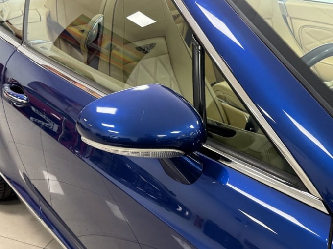 2025 Bentley Continental