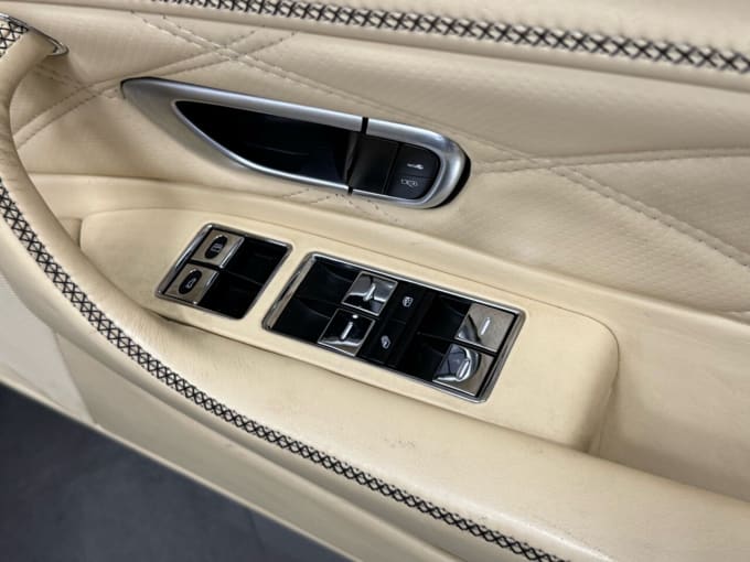 2025 Bentley Continental