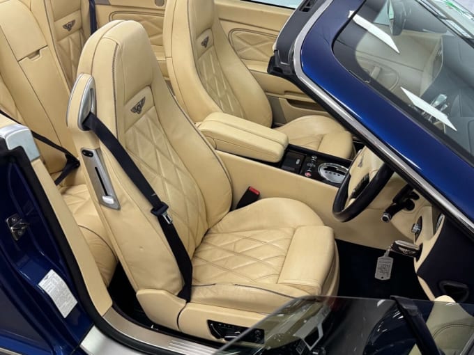 2025 Bentley Continental