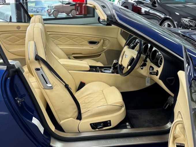 2025 Bentley Continental