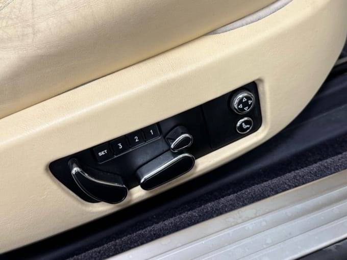 2025 Bentley Continental
