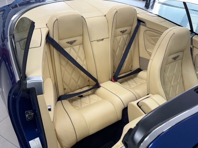 2025 Bentley Continental