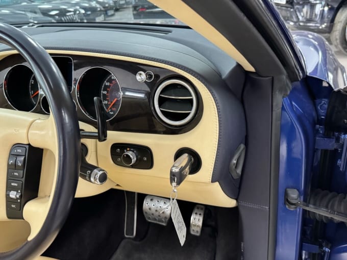 2025 Bentley Continental
