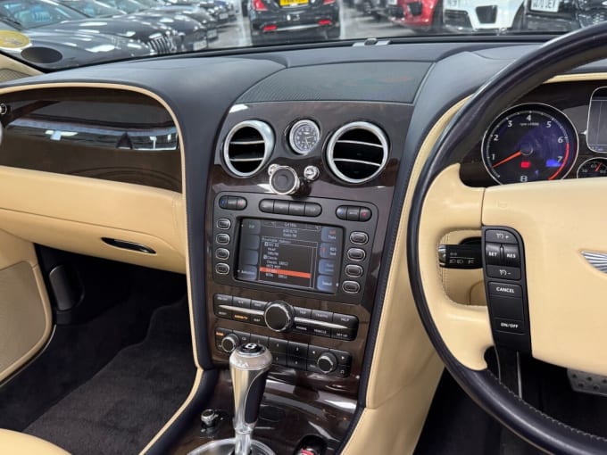 2025 Bentley Continental