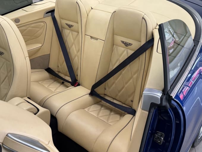 2025 Bentley Continental