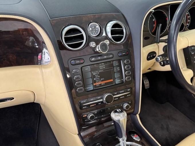 2025 Bentley Continental