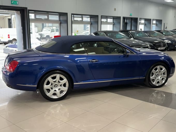 2025 Bentley Continental