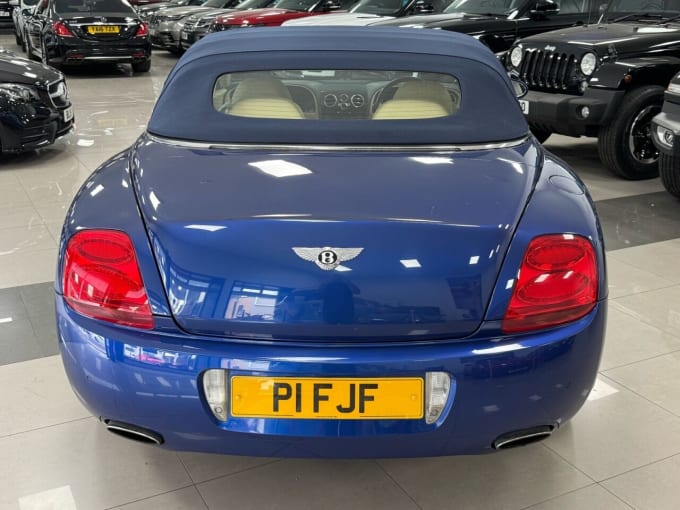 2025 Bentley Continental