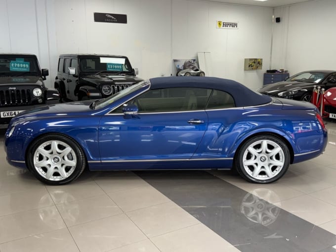 2025 Bentley Continental