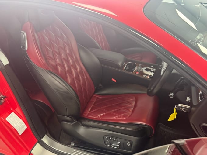 2025 Bentley Continental