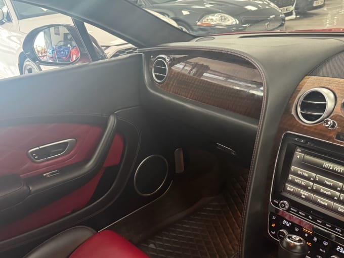 2025 Bentley Continental