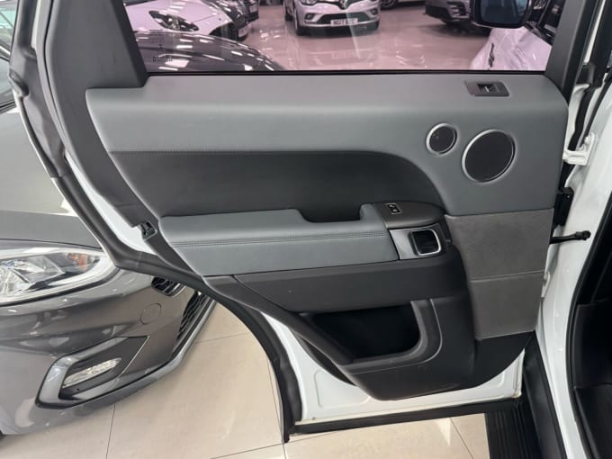 2025 Land Rover Range Rover Sport