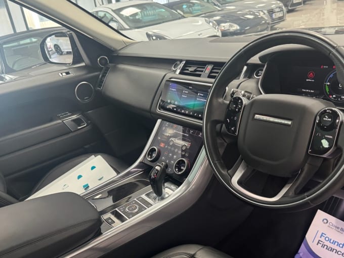2025 Land Rover Range Rover Sport