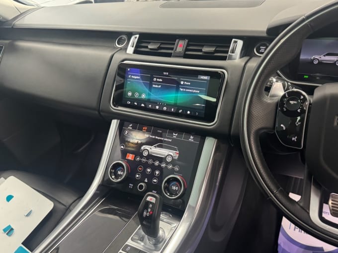 2025 Land Rover Range Rover Sport