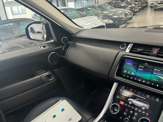 2025 Land Rover Range Rover Sport