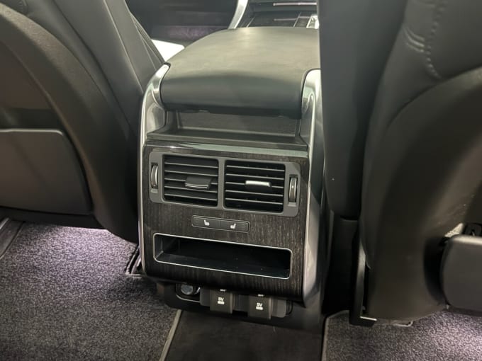 2025 Land Rover Range Rover Sport