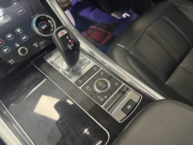 2025 Land Rover Range Rover Sport