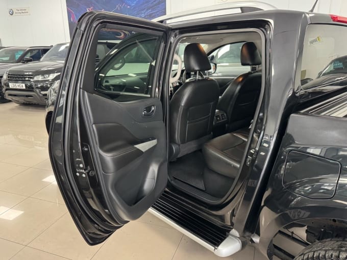 2025 Nissan Navara