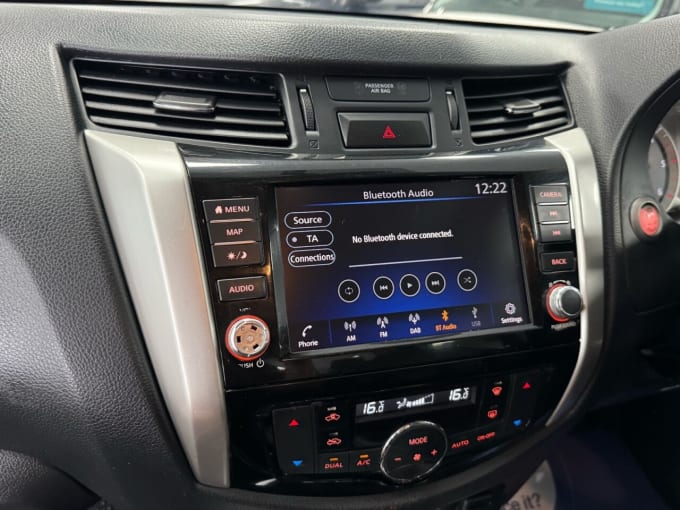 2025 Nissan Navara