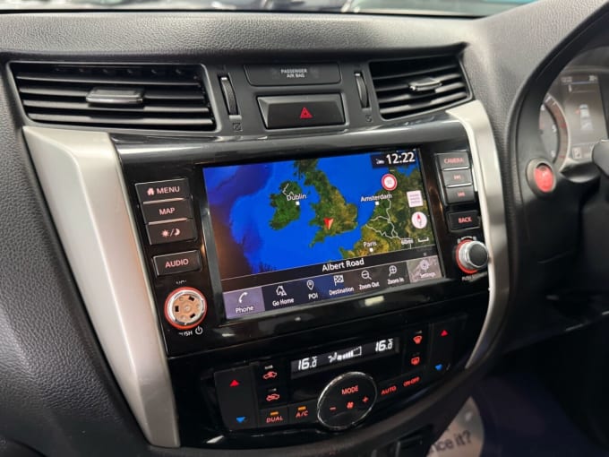 2025 Nissan Navara